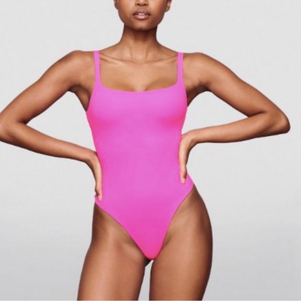 NWT RARE Skims Bodysuit